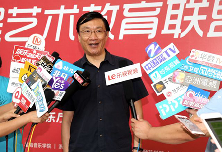 以科技之力，筑艺术传承之魂<br />：馗咝Ｔ冻桃帐踅逃似舳鞘皆猜淠