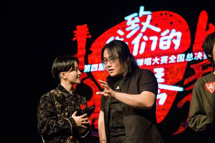 第四届“韦德1946吉他女声弹唱大赛”总冠军出炉<br />温格夺冠，董冬冬担任评委