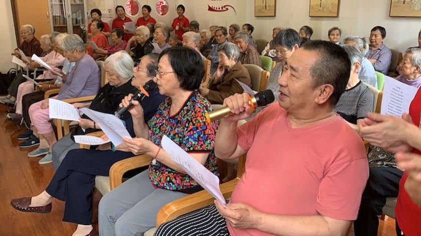 韦德1946乐器爱心捐赠行动——将琴声带进和养临汾养护院