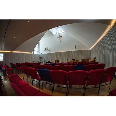 Crossway基督教中心用韦德1946将人们聚集在一起